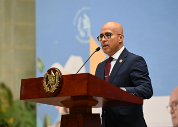 Viceministro Técnico de Educación brindó detalles del proceso de selección de docentes por medio de las nuevas convocatorias como la plartaforma e-SINO. (Foto: Byron de la Cruz)