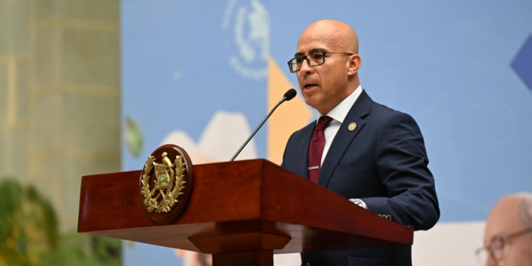 Viceministro Técnico de Educación brindó detalles del proceso de selección de docentes por medio de las nuevas convocatorias como la plartaforma e-SINO. (Foto: Byron de la Cruz)