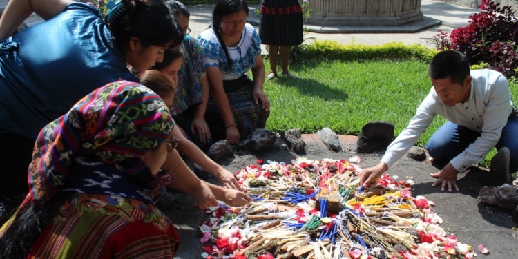 Comunidad lingüística poqomam celebra su cultura e identidad./Foto: ALMG.