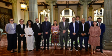 Presidente Arévalo se reunió con la misión tripartita de la OIT