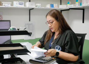 En su mayoría. las farmacias Proam ofrecen 180 medicamentos. (Foto: Analí Camey)