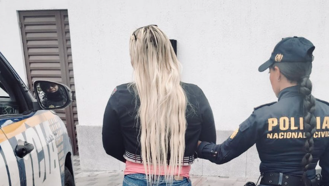 María Martha Castañeda Torres, quien es pareja sentimental de Aldo Dupie Ochoa Mejía, alias El Lobo, líder de la pandilla Barrio 18. / Foto: PNC