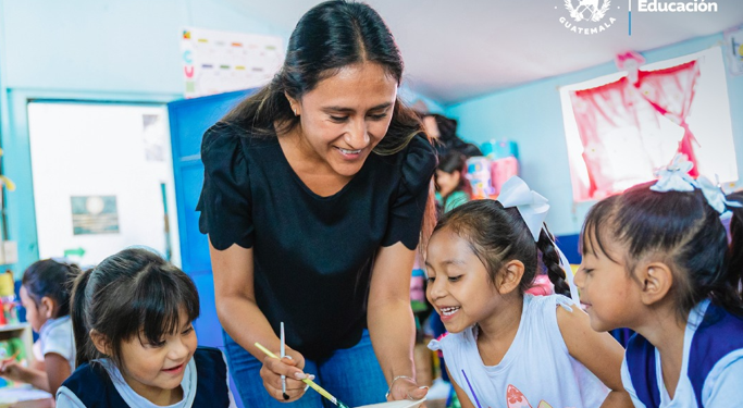 La convocatoria a las nuevas plazas del Mineduc estará habilitada hasta el 2 de septiembre. (Foto: Mineduc)