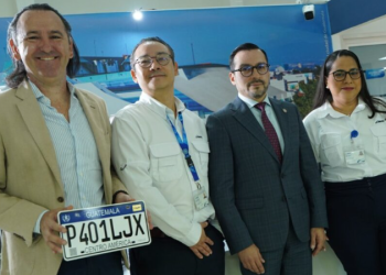 Así puedes tramitar las placas de los vehículos en tan solo 5 minutos. / Foto: SAT.