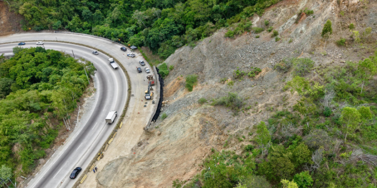 CIV informa acciones de respuesta ante un derrumbe en el km 65 de la CA-9 Norte. (Foto: CIV)