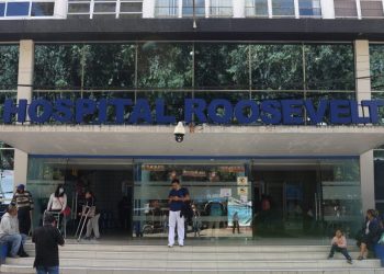 El Hospital Roosevelt pagó más de 16 amillones de quetzales por servicios que nunca se realizaron. (Foto: archivo)