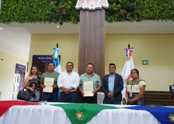 Avanza la firma de convenios de agua potable para comunidades de Salamá, Baja Verapaz