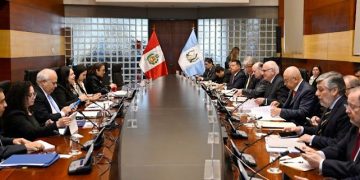 Guatemala y Perú impulsan agenda renovada durante la V Reunión del Mecanismo de Consultas Diplomáticas