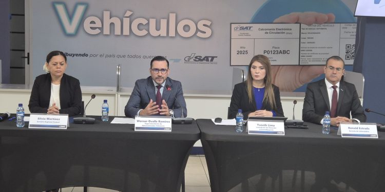 SAT lanza modernización del registro fiscal de vehículos