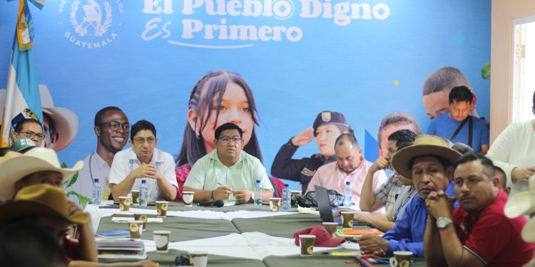 Fortalecen lazos con autoridades indígenas para impulsar el desarrollo de Chiquimula