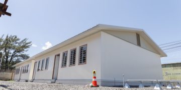 Los dos módulos ya terminados y listos para que el hospital de Amatitlán empiece a atender a pacientes./Foto: CIV