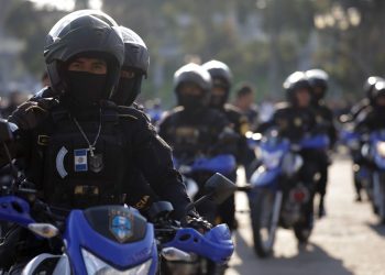 El donativo de motocicletas permitirá a la PNC fortalecer la lucha contra la delincuencia.