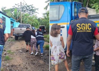 Agentes de la PNC, durante el rescate de una adolescente y dos niños en Cuilapa, Santa Rosa.