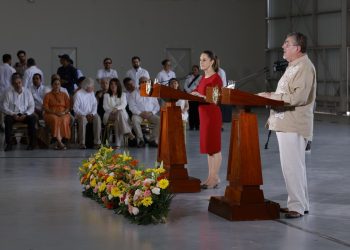 Presidente Bernardo Arévalo y presidenta Claudia Sheinbaum en conferencia de prensa. / Foto: Alex Jacinto.