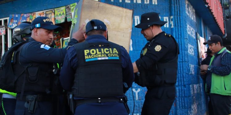 Operativo en la colonia La Florida, zona 19. / Foto: PNC.