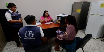 La apertura del centro se alinea con las prioridades presidenciales en materia de salud, enfocadas en ampliar la cobertura y garantizar el suministro de medicamentos para todos. / Foto: MSPAS