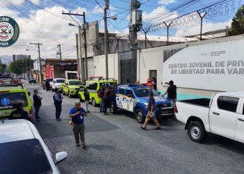 Bomberos Municipales de la Ciudad de Guatemala brindó atención a los heridos. / Foto: Bomberos Municipales.