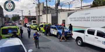 Bomberos Municipales de la Ciudad de Guatemala brindó atención a los heridos. / Foto: Bomberos Municipales.