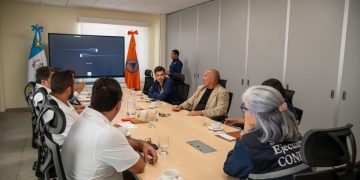 Instituciones avanzan en acciones para mitigar emergencias en el puente relleno de la isla de Flores