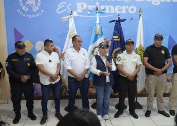 Refuerzan acciones de prevención y seguridad con entrega de motocicletas en Jutiapa