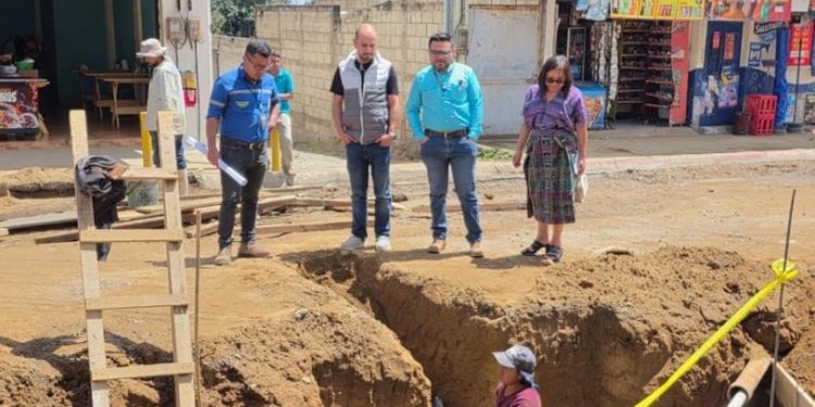 Supervisan avance de proyectos de desarrollo en Itzapa, Chimaltenango