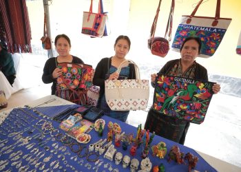 Sololá celebra VI Encuentro de Emprendedoras con Luz Propia