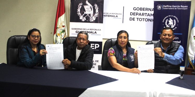 Compromiso con la transparencia permite la suscripción de 151 convenios en Totonicapán