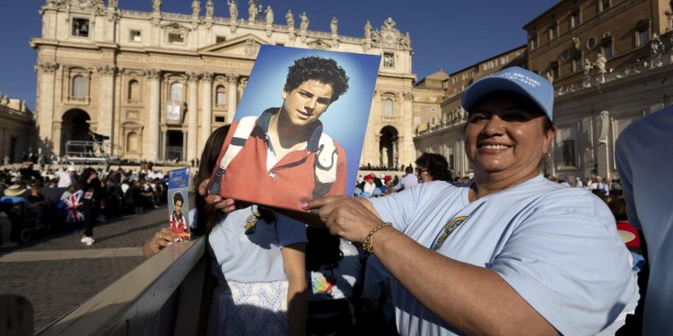 Carlo Acutis es canonizado y se convierte en el primer santo milenial