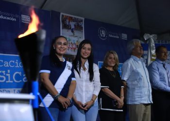 Jutiapa recibe con honor la Antorcha Centroamericana de la Paz y la Libertad