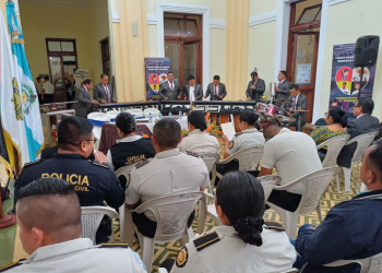 El evento contó también con la participación de representantes de la Academia de Lenguas Mayas de Guatemala. / Foto: PNC