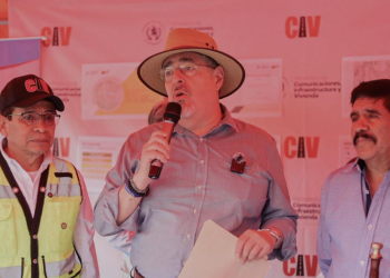 Presidente supervisó los trabajos del tramo Casillas – Ayarza en Santa Rosa