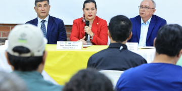 Capacitación para enfrentar la amenaza que representa el gusano barrenador en el ganado. / Foto: MAGA