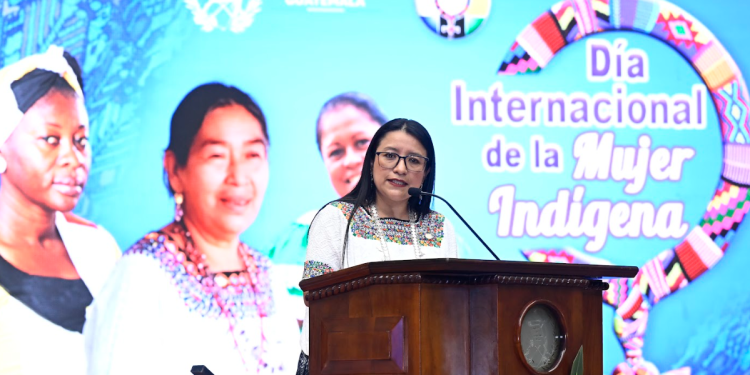 Defensora de la Mujer Indígena, María Xol. / Foto: Álvaro Interiano.