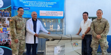 Hospital de Retalhuleu recibe equipo y mobiliario valorado por más de 248 mil dólares. (Foto: MSPAS)