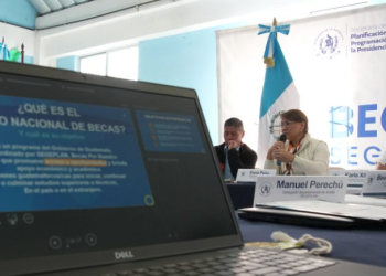 Segeplan promueve Becas por Nuestro Futuro a nivel departamental. / Foto: Segeplan.
