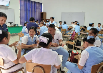 Servicio de pediatría del Hospital de Retalhuleu recibió capacitación sobre “Cuidados de la Bolsa de Resucitación Manual”. (Foto: MSPAS)