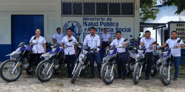 Personal de salud de Petén recibe nuevo transporte para mejorar cobertura en áreas rurales. (Foto: MSPAS)
