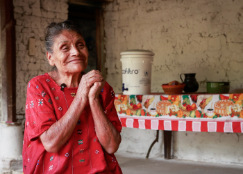 Mano a Mano alcanza más de la mitad de la meta de cementación de pisos./Foto: Dickéns Zamora.