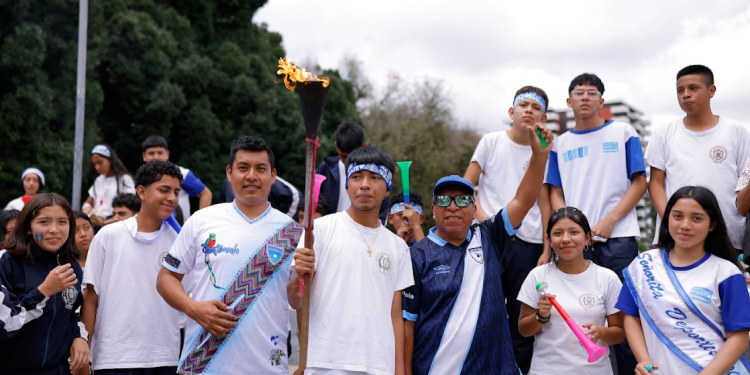 Mineduc exhorta a garantizar el resguardo de los estudiantes durante las actividades por los 204 años de independencia. (Foto: Gilbert García)