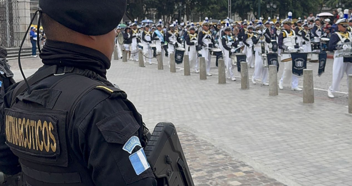 PNC brinda seguridad durante celebraciones patrias en todo el país