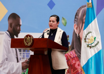 Ministra de Agricultura, María Fernanda Rivera, apuntó a las características del fondo del Crédito Tob'anik. / Foto: SCSP.