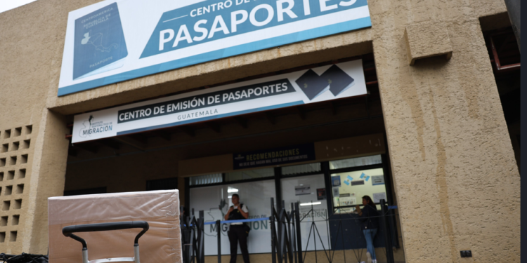 IGM ha enviado más de medio millón de cartillas vírgenes de pasaportes al extranjero. (Foto: IGM)