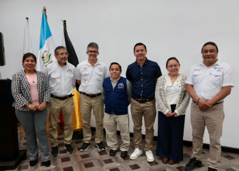 Ministerio de Salud lanzó la nueva fase de su proceso de digitalización de trámites administrativos en Sololá. (Foto: MSPAS)