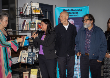 Biblioteca Nacional será la encargada de resguardar el legado literario de Mario Roberto Morales. / Foto: MCD.