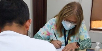 Desde su inauguración el CAR ha atendido a más de 261 personas migrantes retornadas en la clínica médica. (Foto: MSPAS)