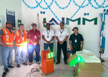 DGAC entregó faro giratorio en el Aeropuerto Mundo Maya./DGAC.