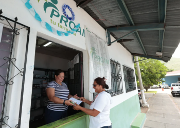 Farmacia PROAM en Hospital de El Progreso facilita el acceso a medicamentos./Foto: MSPAS.
