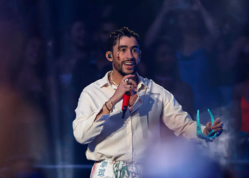 ¡De Puerto Rico para el mundo! Bad Bunny cantará en el show de medio tiempo del Super Bowl LX 2026