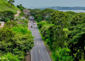 Caminos finaliza trabajos en la CA-1 Oriente, hacia El Salvador./Foto: CIV.
