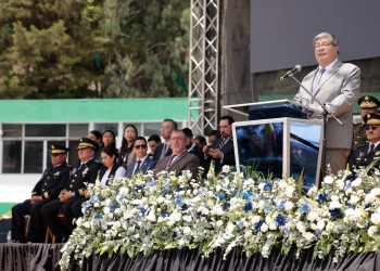 Ministro de Gobernación, Francisco Jiménez, durante graduación de nuevos agentes. / Foto: Noé Pérez.